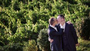 0030 benvenuti nella gallery del fotografo di matrimoni gay e unioni civili a Trieste e Baronesse Tacco San Floriano Giulia Zingone same sex wedding photographer in Italy