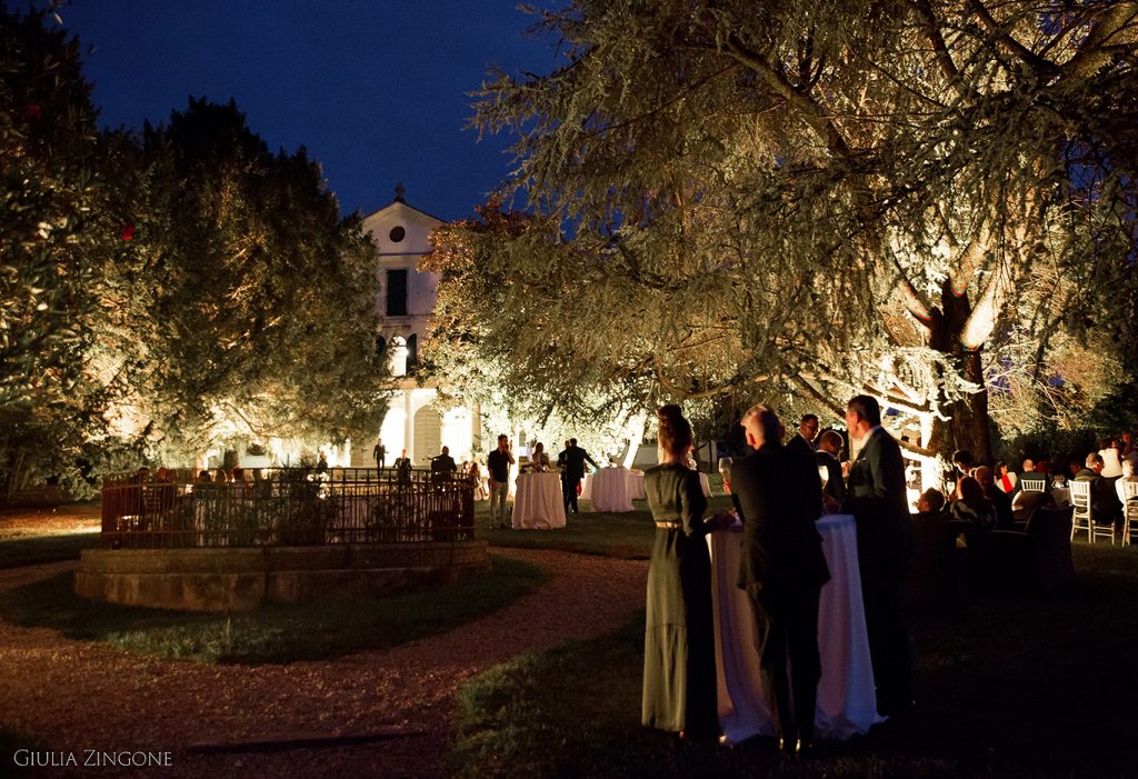 assaporate la rilassata atmosfera di un matrimonio a castelvecchio di sagrado hochzeit fotograf in friaul