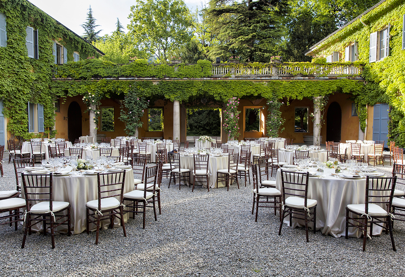 this is a picture of the table decor by villa erba cernobbio wedding photographer in lake como giulia zingone