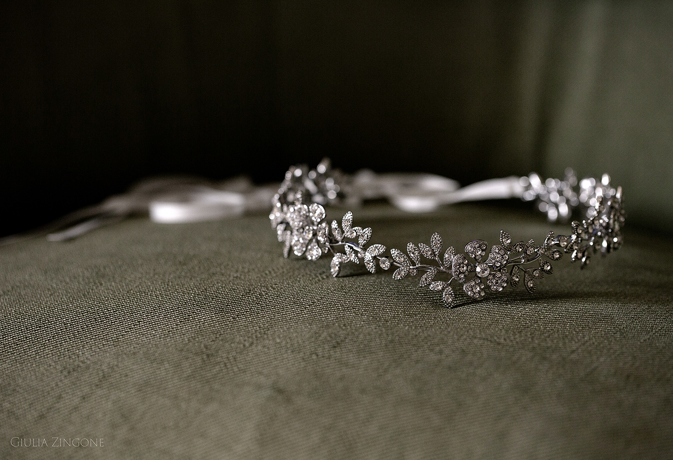 this is a picture of bridal details by spessa castle wedding photographer giulia zingone