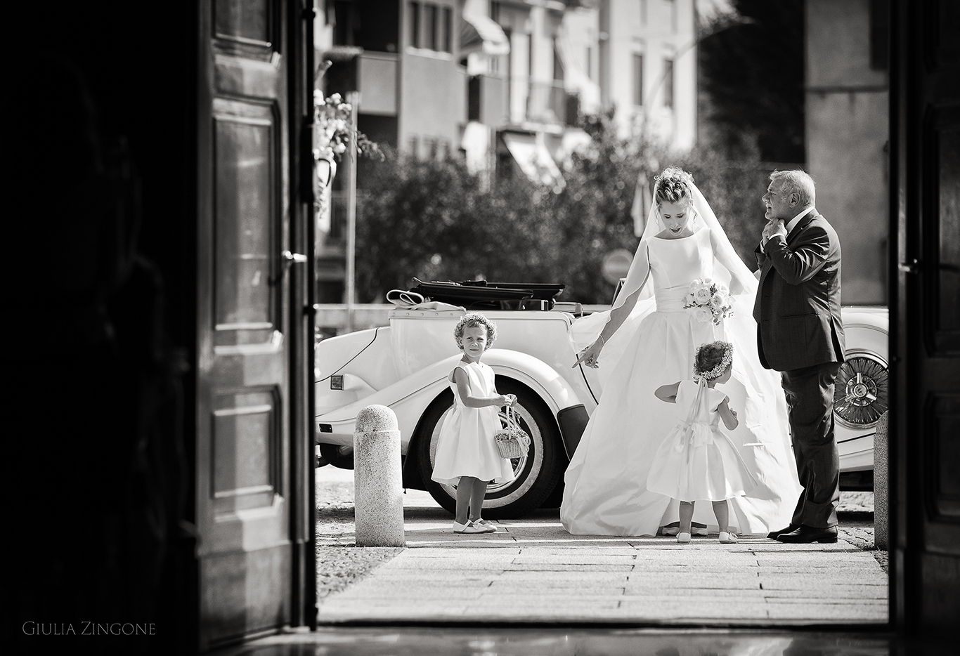 this is a picture by villa massari wedding photographer giulia zingone based in milan countryside