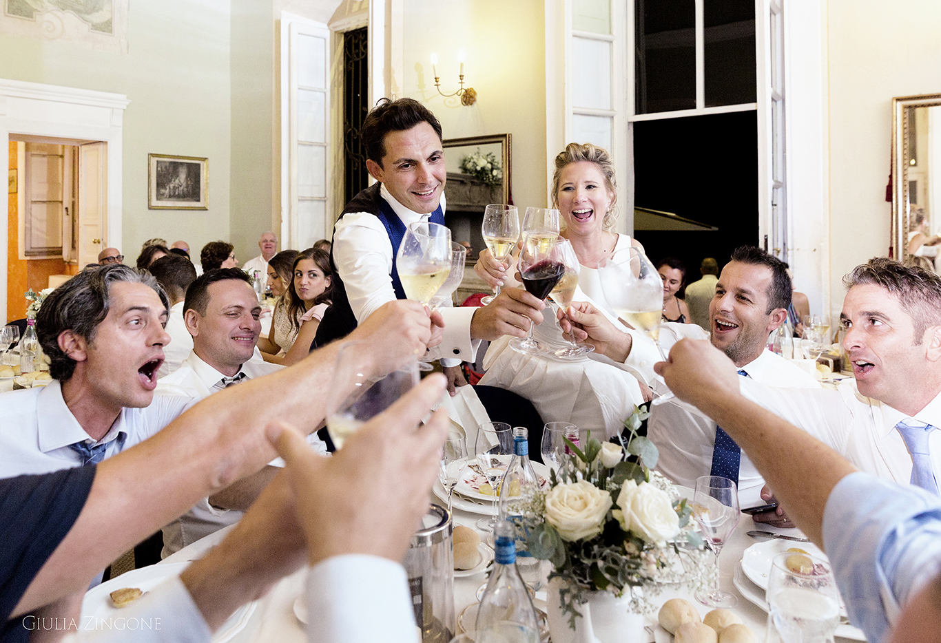 this is a picture by villa massari wedding photographer giulia zingone based in milan countryside